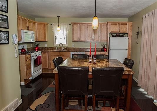 5th image of 38 Cooks Ct