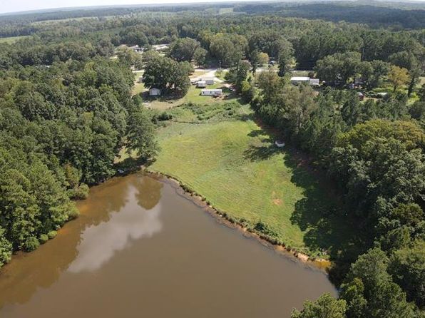 915 Siloam Church Rd, Greenwood, SC 29646