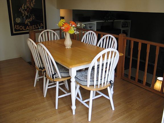 4th image of 1219 Evergreen Way