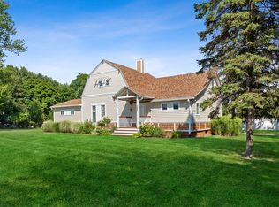 3621 Lakeshore Dr, Saint Joseph, MI