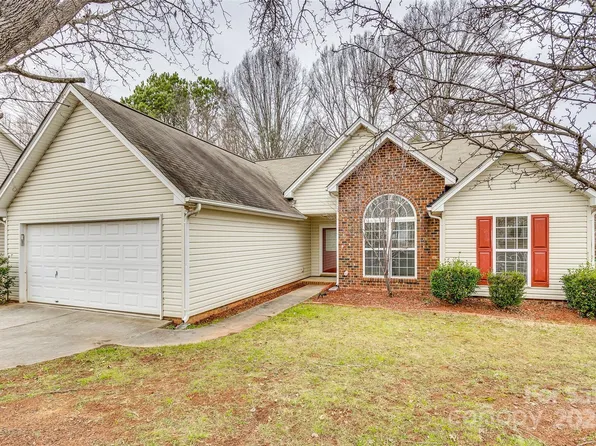 4648 Madeline Dr, Rock Hill, SC 29732