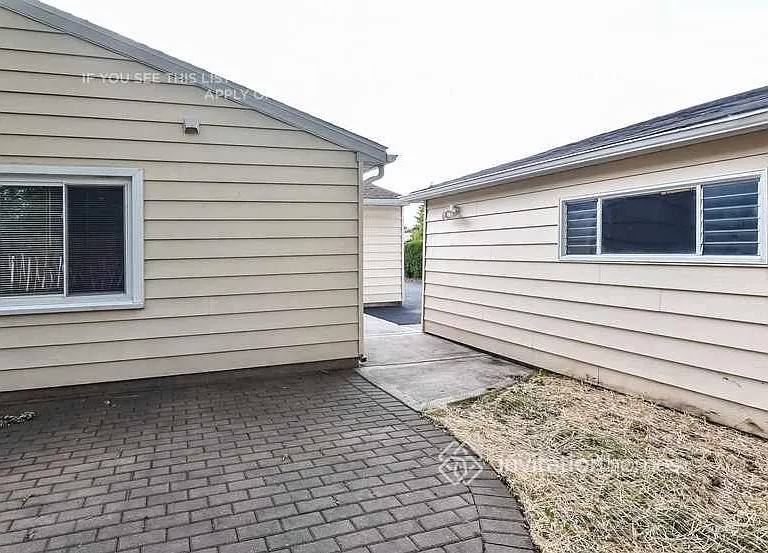 200 Valley Dr — Photo 21