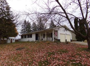 2231 Forest Pkwy, Muscatine, IA 52761