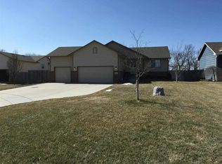 2421 S Prescott Cir, Wichita, KS 67215