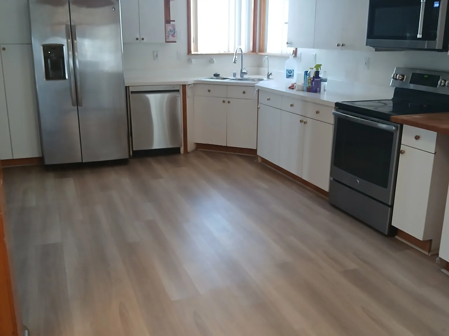 3 bed, 1500 sqft, $1,600 — Photo 2