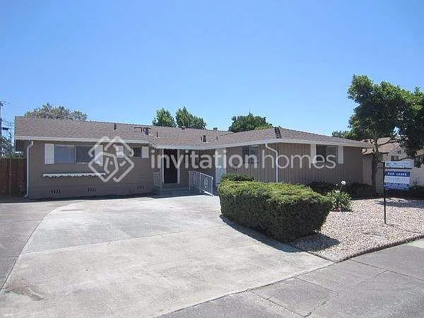 117 Heartwood Ct