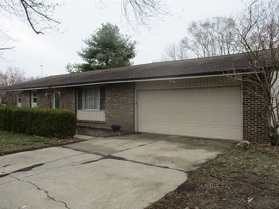 2nd image of 54718 Country Manor Pl