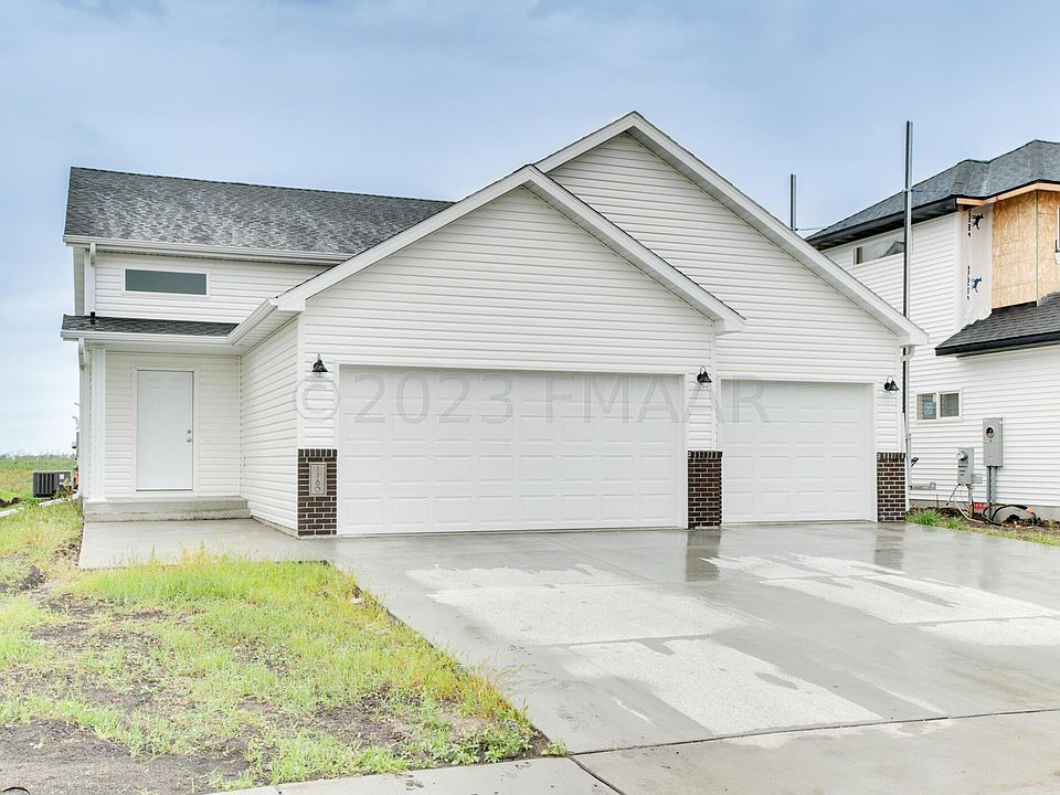 1st image of 1180 Marlys Dr W