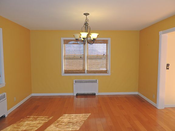 3rd image of 3 Hillside Ave