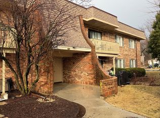 6S010 Steeple Run Dr APT 2D, Naperville, IL 60540