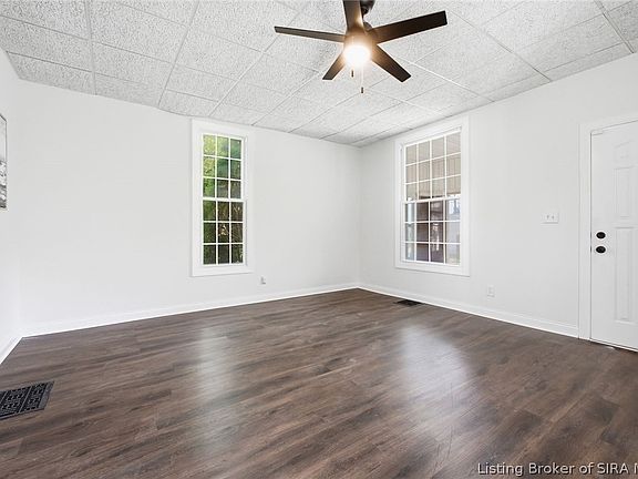 4th image of 1126 Myrtle Avenue