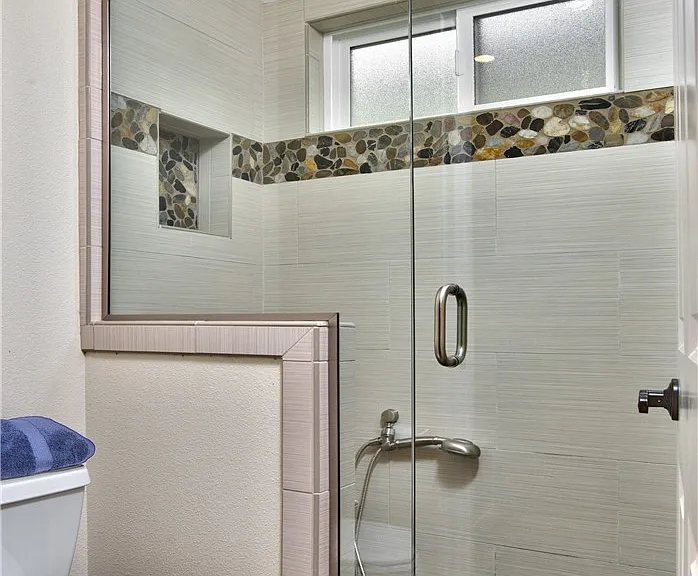 1509 E Balboa Blvd #A — Photo 17