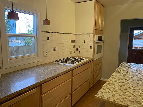 2nd image of 1216 Cannon St #C