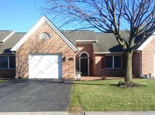 1028 Orchard Dr, Chambersburg, PA