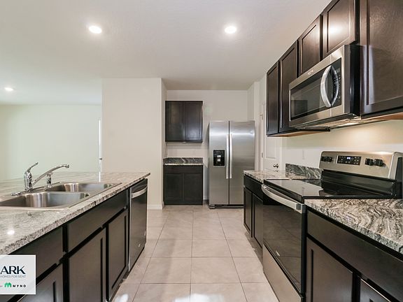 4th image of 7561 Cypress Walk Dr