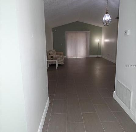 5th image of 4817 Kingston Cir
