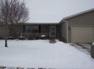 704 Melville Ave, West Burlington, IA