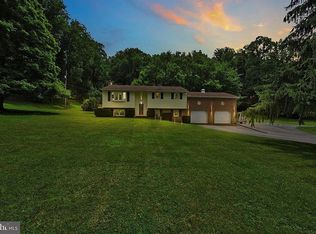 111 Mountain Trail Rd, Newmanstown, PA 17073