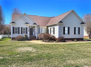 10133 Stags Leap Dr, Mechanicsville, VA 23116