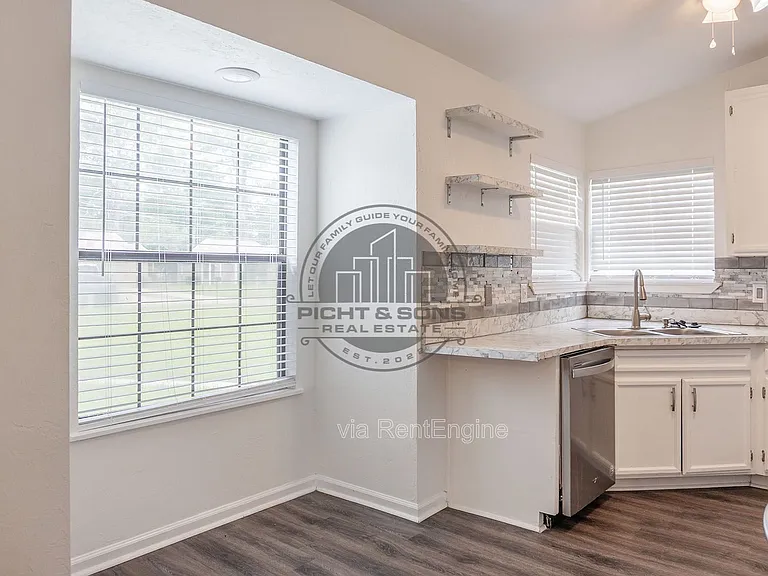 3223 Albert Dr #1 — Photo 12