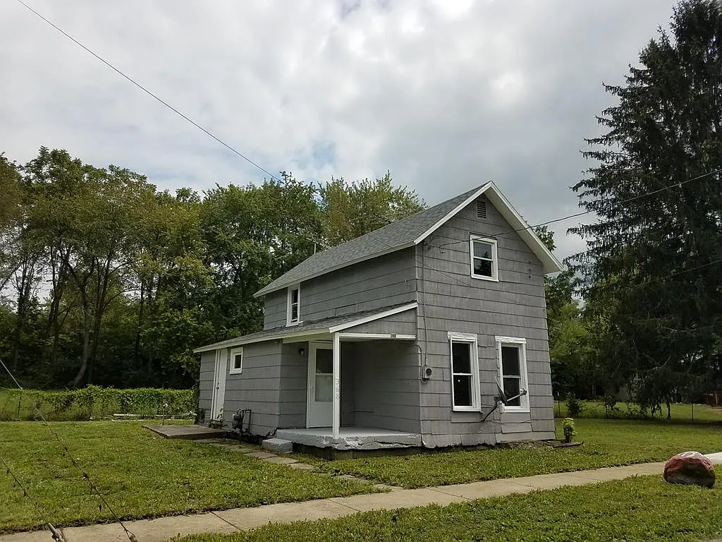 388 Waterloo St photo 1