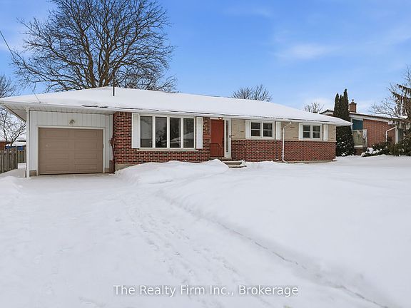 2nd image of 1047 Elora Rd