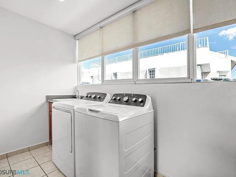 203 Avenida Laguna #431 — Photo 12