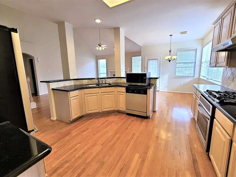 kitchen 2_12132021