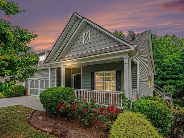 342 Briarcrest Dr, Jefferson, GA 30549