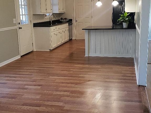 4th image of 101 Fawn Ct