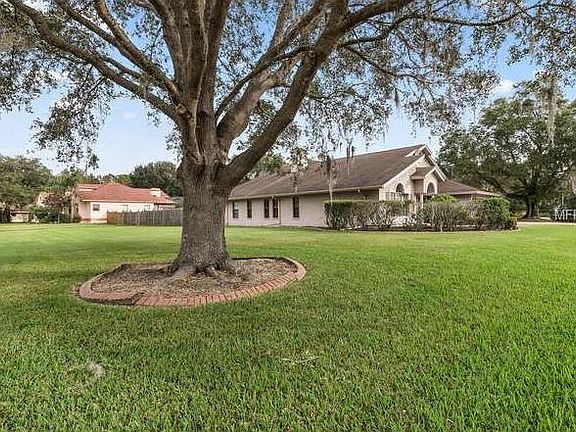 2nd image of 25401 Tradewinds Dr