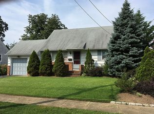 17 Metropolitan Ave, Bellmore, NY 11710