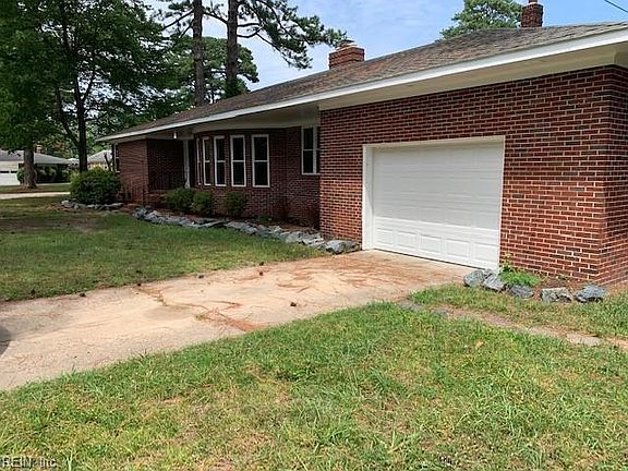 4th image of 2601 Sterling Point Dr