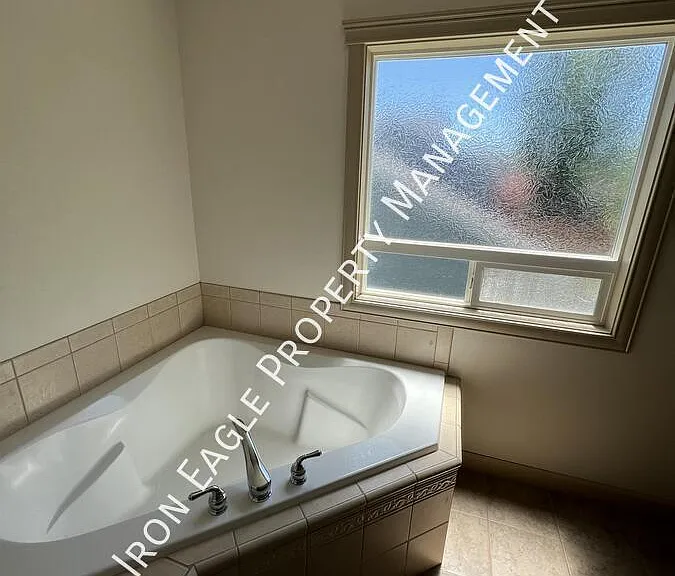 425 N Storybook Way — Photo 16