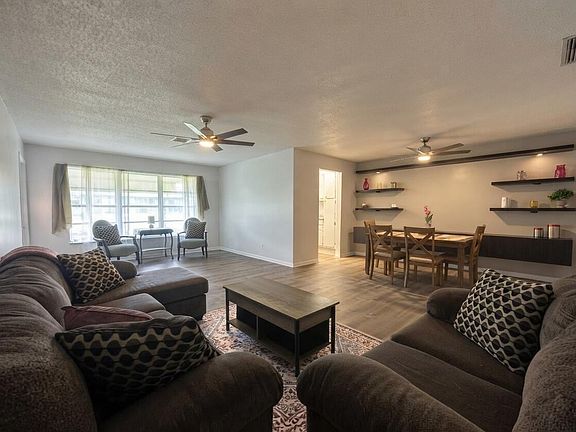 4th image of 355 MAIN Boulevard #C