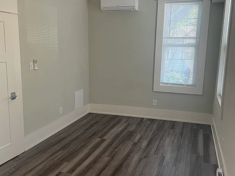 209 Cricket Ave #3 — Photo 4