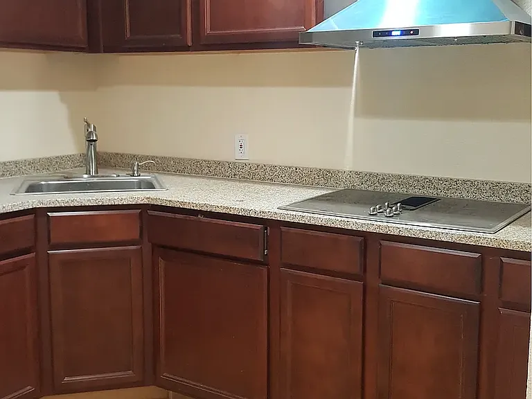 Parfet Estates Dr — Photo 5