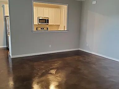 4th image of 5604 Moose Jaw Cir #B