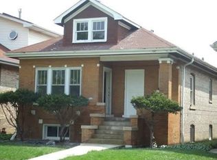 6137 W Waveland Ave #1, Chicago, IL 60634