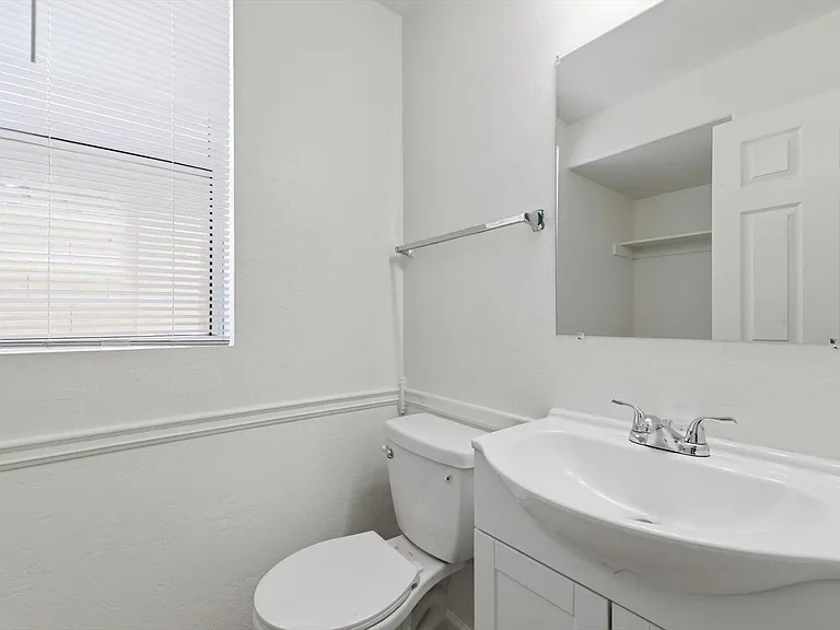 13448 W Berridge Ln — Photo 16