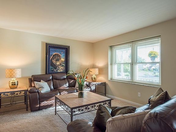 5th image of 3380 Harbor Bay Dr