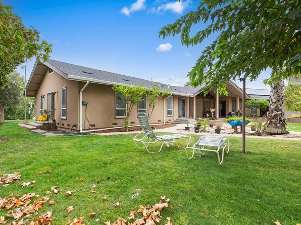 5610 E Highway 4, Farmington, CA 95230