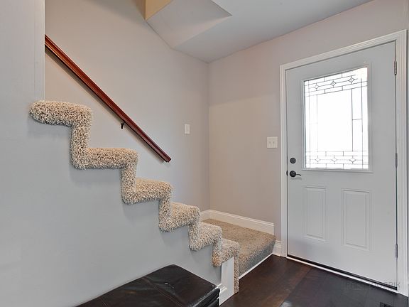 3rd image of 1434 N Tanglewood Ave #1