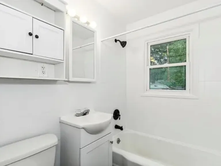 2144 S Wallace Dr — Photo 7