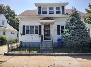 43 McCabe Ave FLOOR 2, Pawtucket, RI 02861