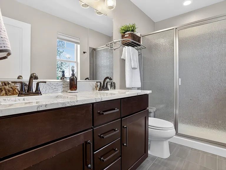 10310 Tall Oaks Cir — Photo 16