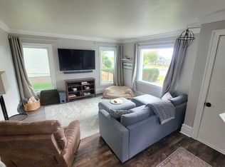 5917 London Rd, Duluth, MN 55804