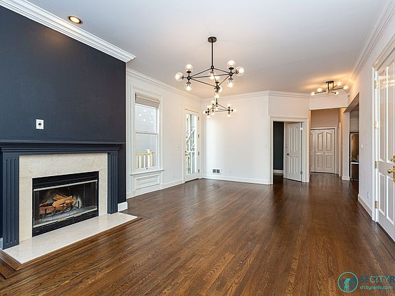 5th image of 1915 Eddy St APT A