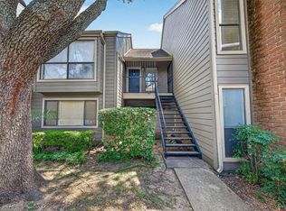 6601 Sands Point Dr APT 18, Houston, TX 77074
