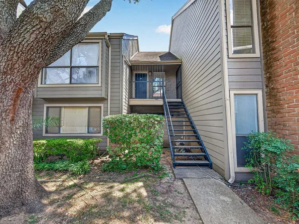 6601 Sands Point Dr APT 18, Houston, TX 77074